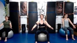 Clase Fitball 10082021 6:15 PM