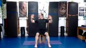 Ejercicios en silla 11082021