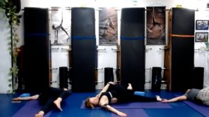 Clase de stretching yoga 25112021